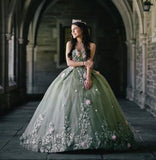 BALL GOWN